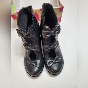 Cute bow bootie DOLCE by MOJO moxy